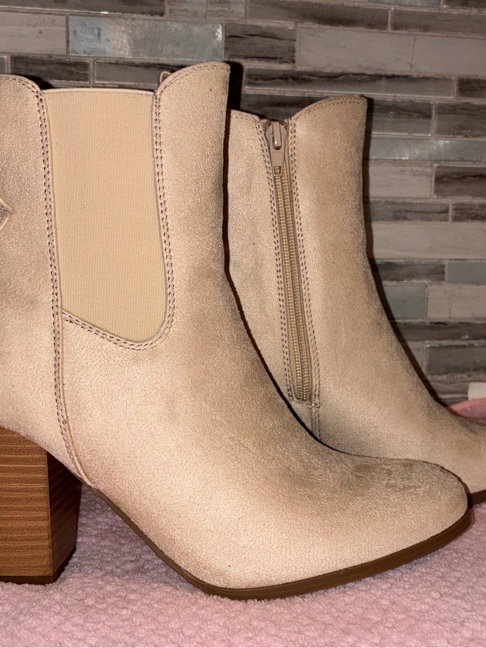 Women's Neutral Suede Chelsea Heeled Ankle Boots